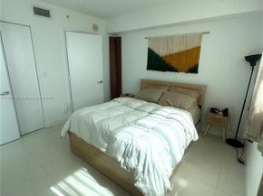 1871 NW S River Dr 903, Miami FL 33125