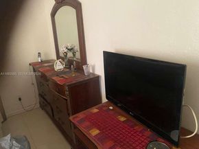 712 57th St, West Palm Beach FL 33407