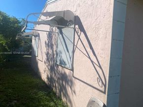 712 57th St, West Palm Beach FL 33407
