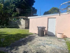 712 57th St, West Palm Beach FL 33407