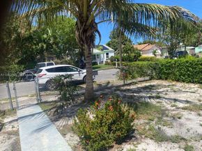 712 57th St, West Palm Beach FL 33407
