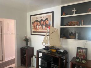 712 57th St, West Palm Beach FL 33407