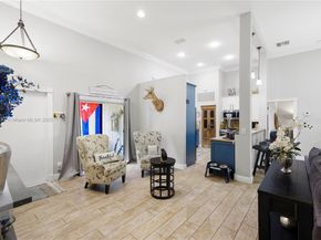 2731 S Parkview Dr, Hallandale Beach FL 33009
