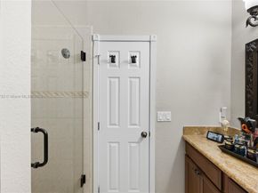 2731 S Parkview Dr, Hallandale Beach FL 33009