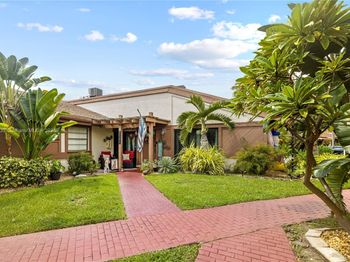 2731 S Parkview Dr