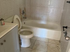 1371 NE 150th St, Miami FL 33161