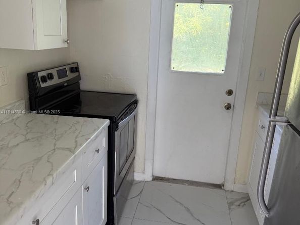 1371 NE 150th St, Miami FL 33161