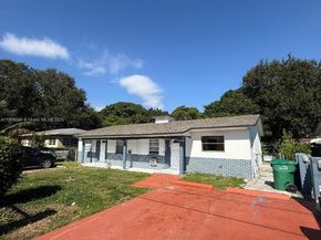 1371 NE 150th St, Miami FL 33161