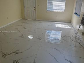 1371 NE 150th St, Miami FL 33161