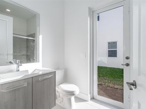 12259 SW 43rd St, Davie FL 33330