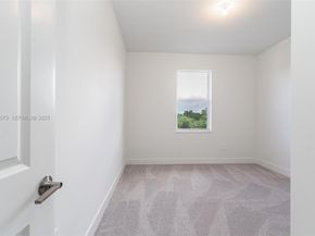 12259 SW 43rd St, Davie FL 33330