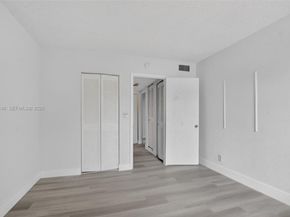 450 NW 20th St 2120, Boca Raton FL 33431