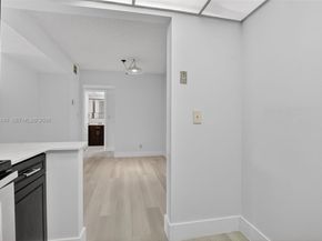 450 NW 20th St 2120, Boca Raton FL 33431