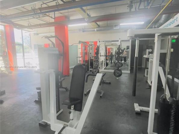 780 NE 69th St 1507, Miami FL 33138