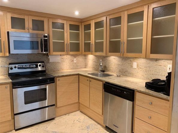 780 NE 69th St 1507, Miami FL 33138