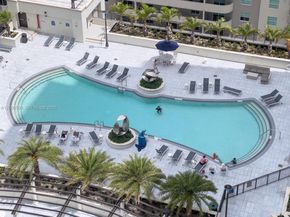999 SW 1st Ave 1611, Miami FL 33130