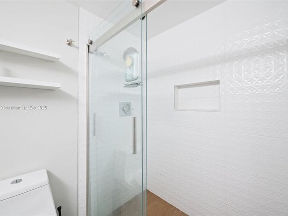 701 Brickell Key Blvd 1605, Miami FL 33131