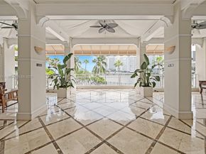 701 Brickell Key Blvd 1605, Miami FL 33131