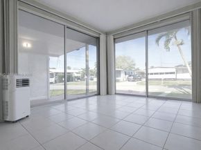 2260 SW 85th Way, Davie FL 33324