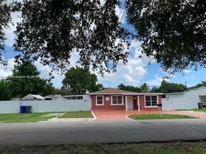 6309 Wiley St, Hollywood FL 33023