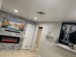 6309 Wiley St, Hollywood FL 33023