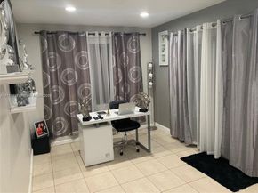 6309 Wiley St, Hollywood FL 33023