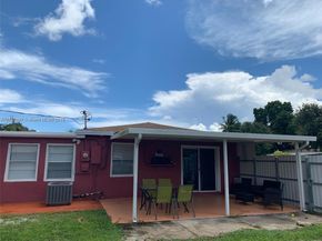 6309 Wiley St, Hollywood FL 33023