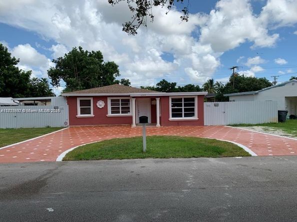 6309 Wiley St, Hollywood FL 33023