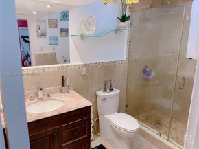 6309 Wiley St, Hollywood FL 33023