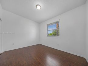 951 NE 42nd Ter, Homestead FL 33033