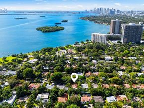 911 NE 72nd Ter, Miami FL 33138