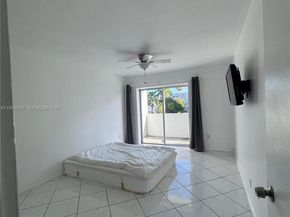 3642 NE 171st St 203, North Miami Beach FL 33160