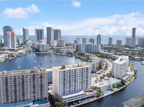 427 Golden Isles Dr 7J, Hallandale Beach FL 33009