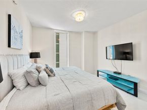 185 SW 7th St 2611, Miami FL 33130