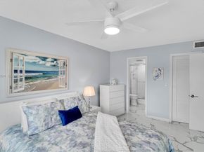 580 Egret Dr 303, Hallandale Beach FL 33009