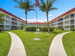 580 Egret Dr 303, Hallandale Beach FL 33009