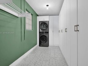 1301 Hollywood Blvd, Hollywood FL 33019