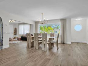 1301 Hollywood Blvd, Hollywood FL 33019