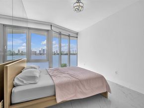 17111 Biscayne Blvd 411, North Miami Beach FL 33160