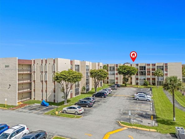 9441 SW 4th St 203, Miami FL 33174
