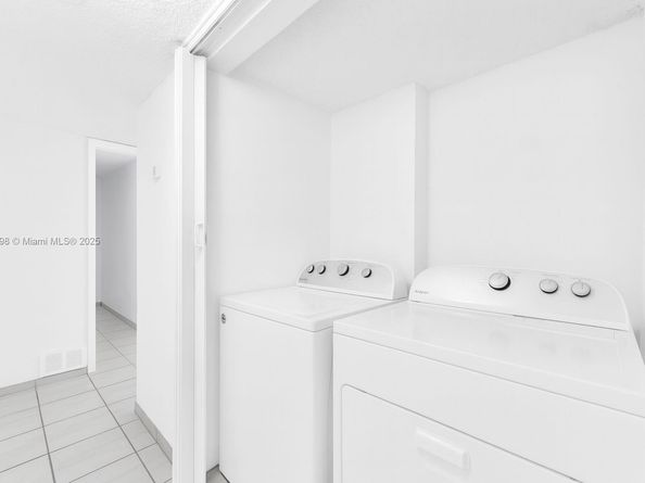 9441 SW 4th St 203, Miami FL 33174