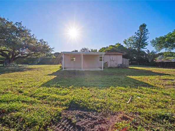 Undisclosed Address #A11860384, Davie FL 33325