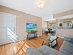 8345 Byron Ave 6, Miami Beach FL 33141