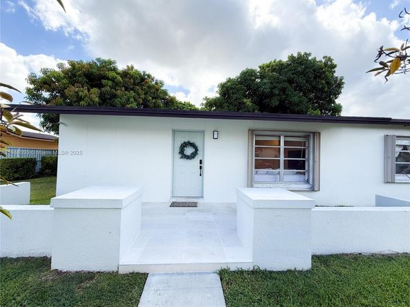 3131 SW 117th Ct, Miami FL 33175