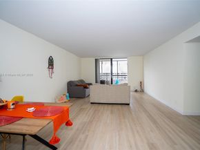 2500 Parkview 2020, Hallandale Beach FL 33009