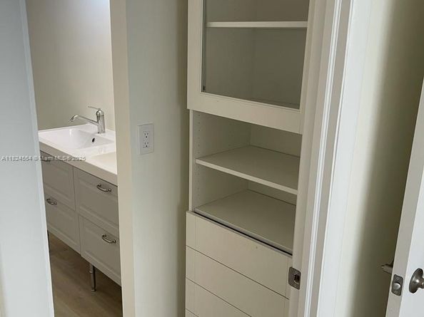 2500 Parkview 2020, Hallandale Beach FL 33009
