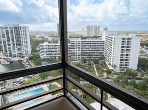 2500 Parkview 2020, Hallandale Beach FL 33009