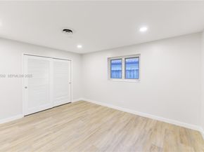 5706 NE 15th Ave, Fort Lauderdale FL 33334