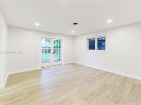 5706 NE 15th Ave, Fort Lauderdale FL 33334