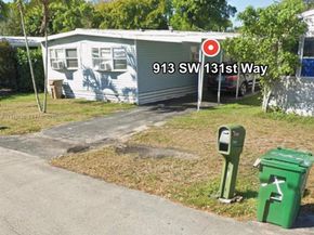 913 SW SW 131st Way, Davie FL 33325